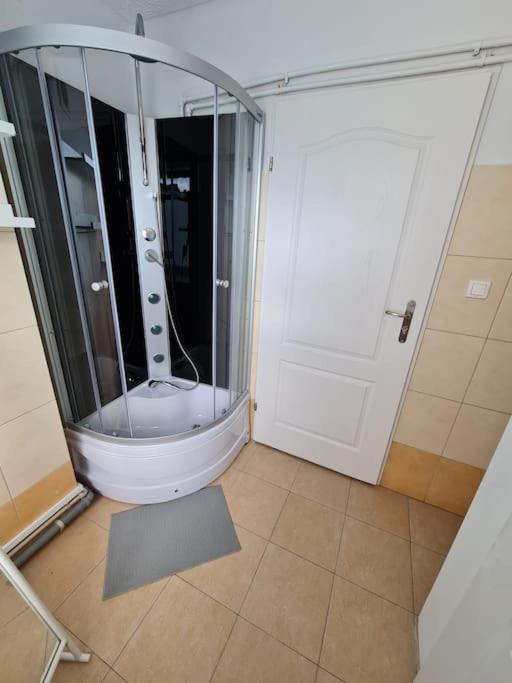 Fantastic Waw - Nw30 Room C Warsawa Bagian luar foto
